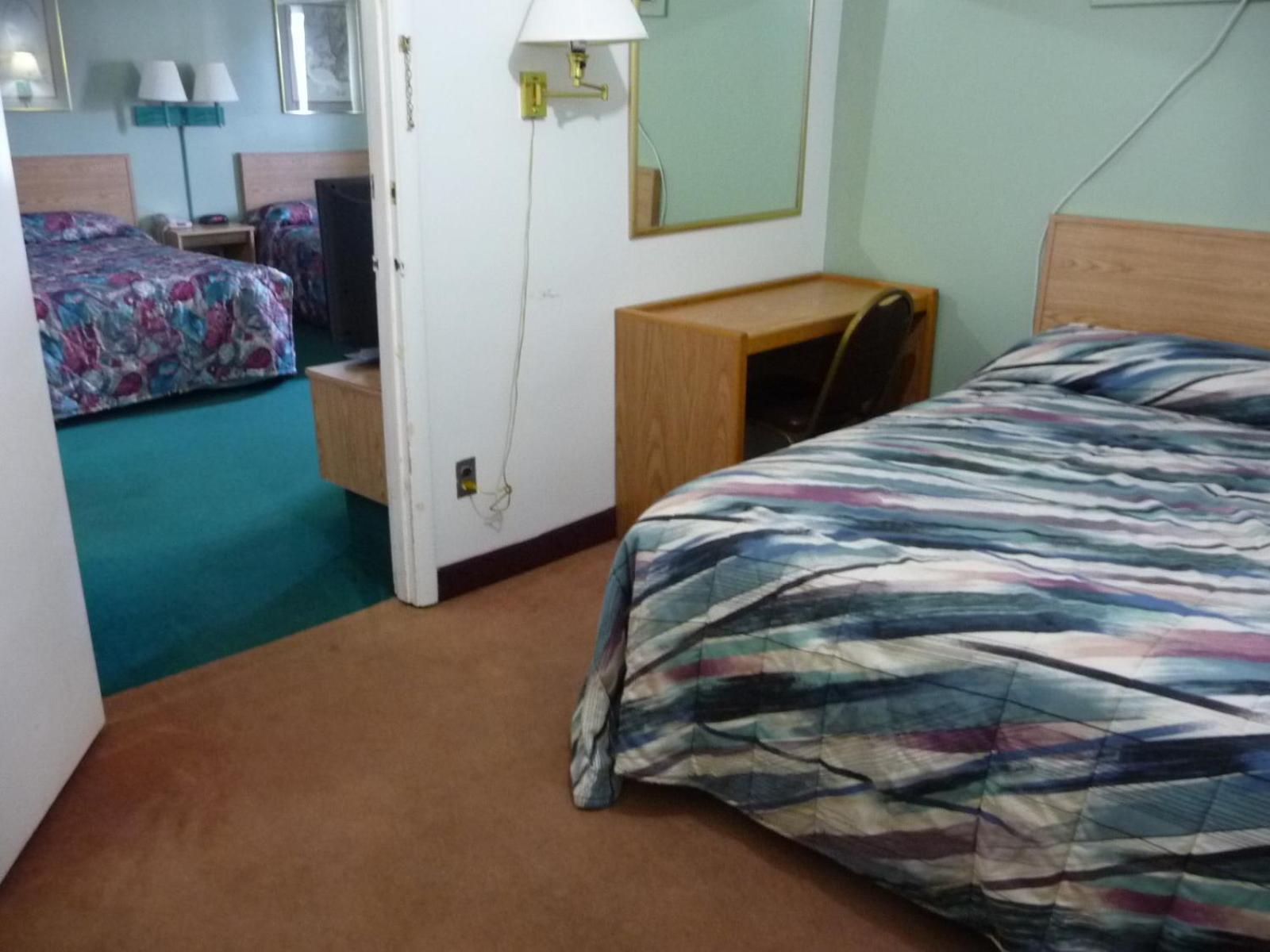 Budget Inn Батейвія Екстер'єр фото